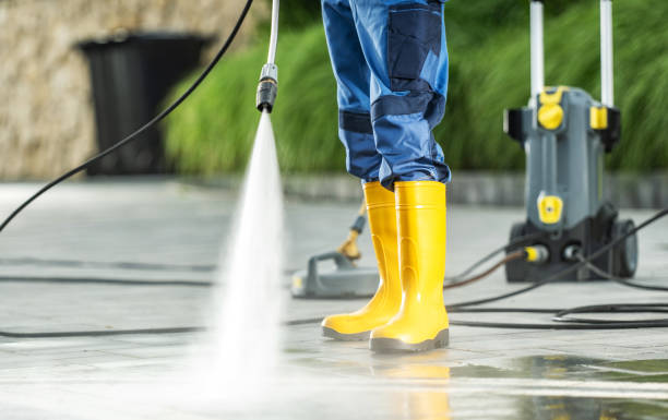 Why Choose Our Certified Pressure Washing Experts for Your Project Needs in Hahira, GA?